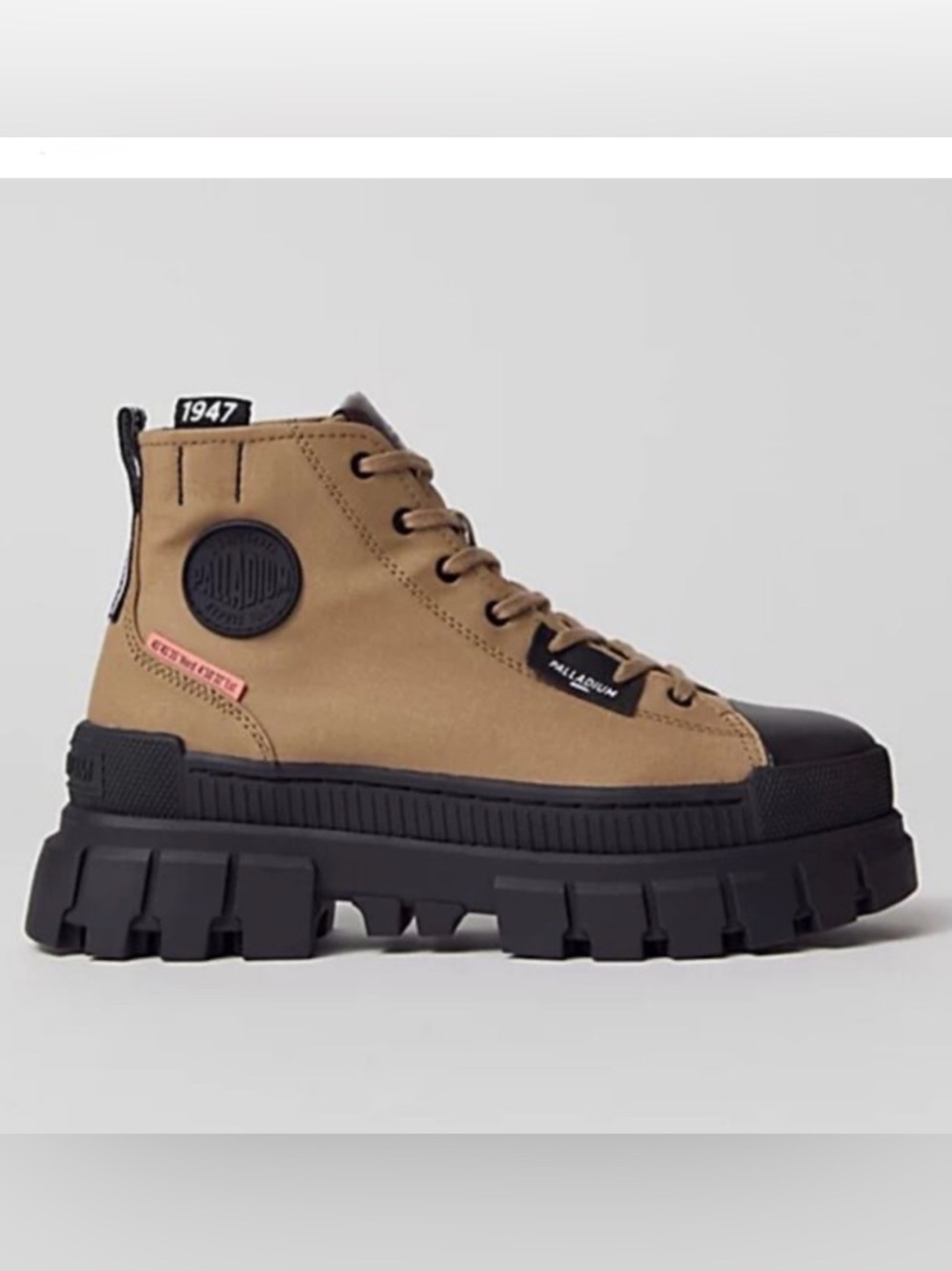 Palladium Revolt Hi Tx Platform Shoes Olive Boots NWT and Box